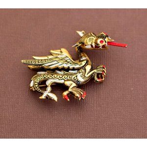 Vintage Golden Lunar Dragon Brooch by Spain - U16